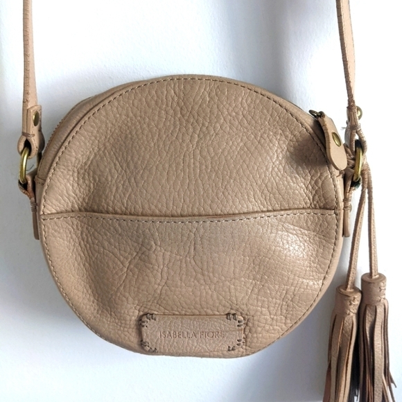 ISABELLA Fiore Nude Leather Round Canteen Crossbody Purse - Picture 3 of 14